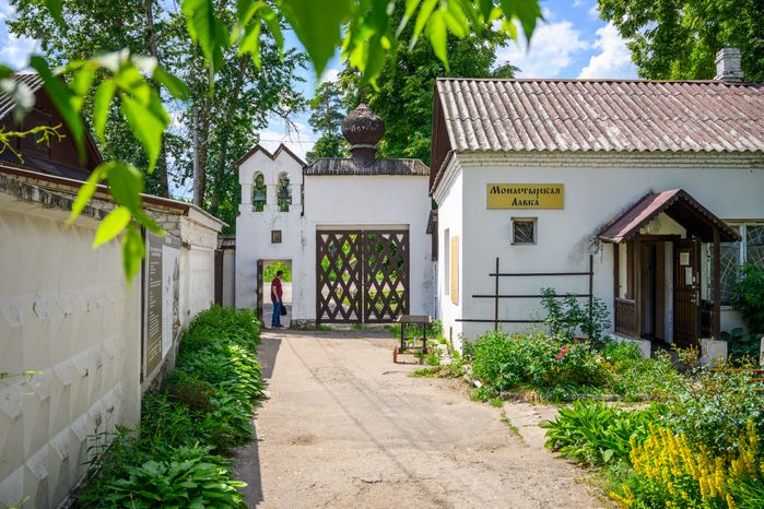 Гуслицкий Спасо-Преображенский мужской монастырь в городе Куровское Орехово-Зуевского округа