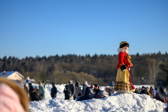 Народные гулянья на Масленице в Мураново