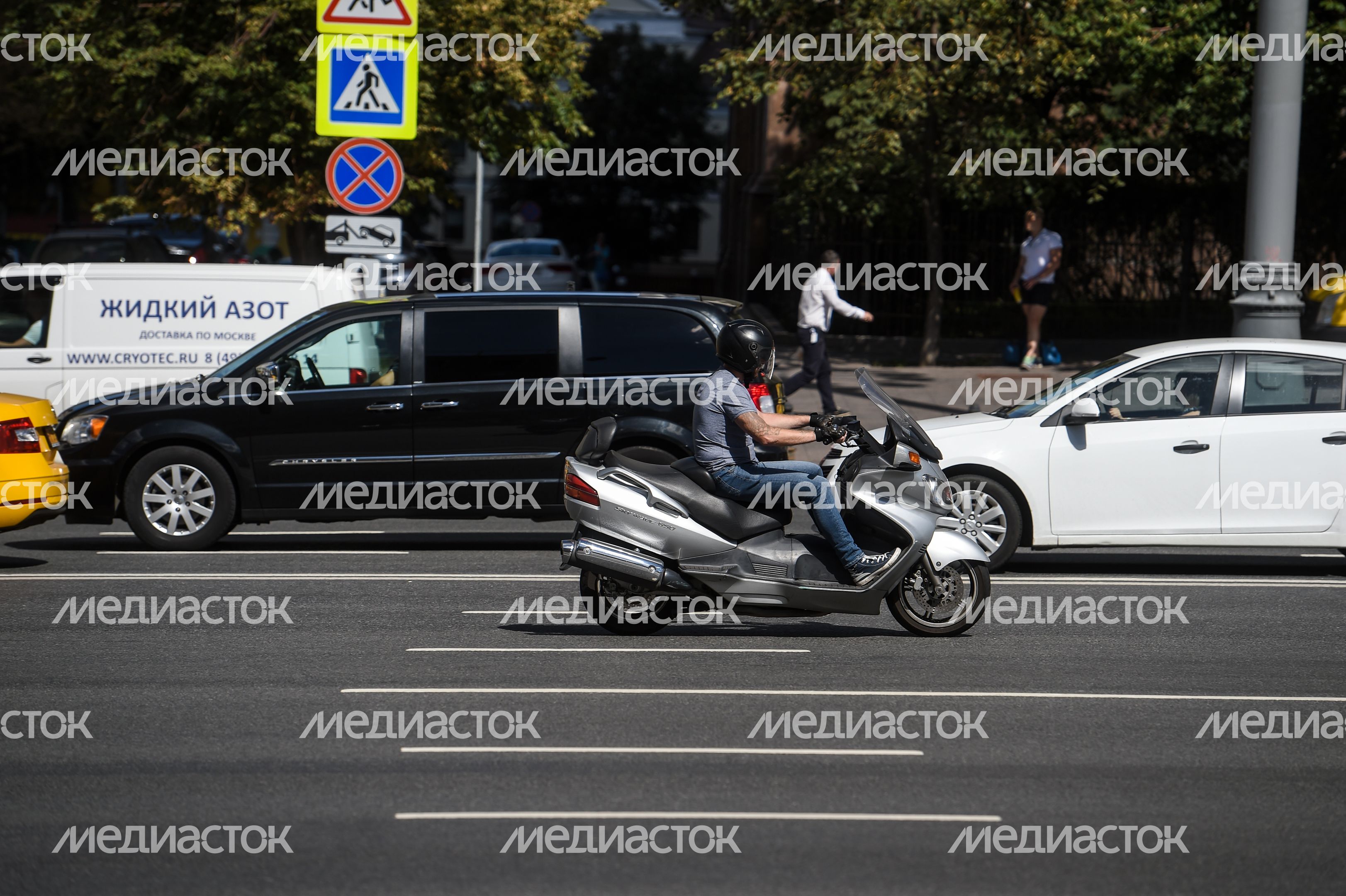 Мотоциклисты на улицах Москвы