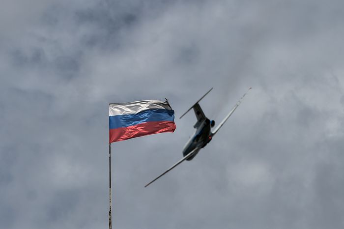 Прощание с погибшими членами экипажа самолета Ил-76 в Жуковском