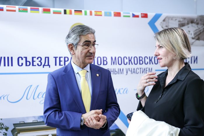 VIII Съезд терапевтов и врачей смежных специальностей Московской области начал работу