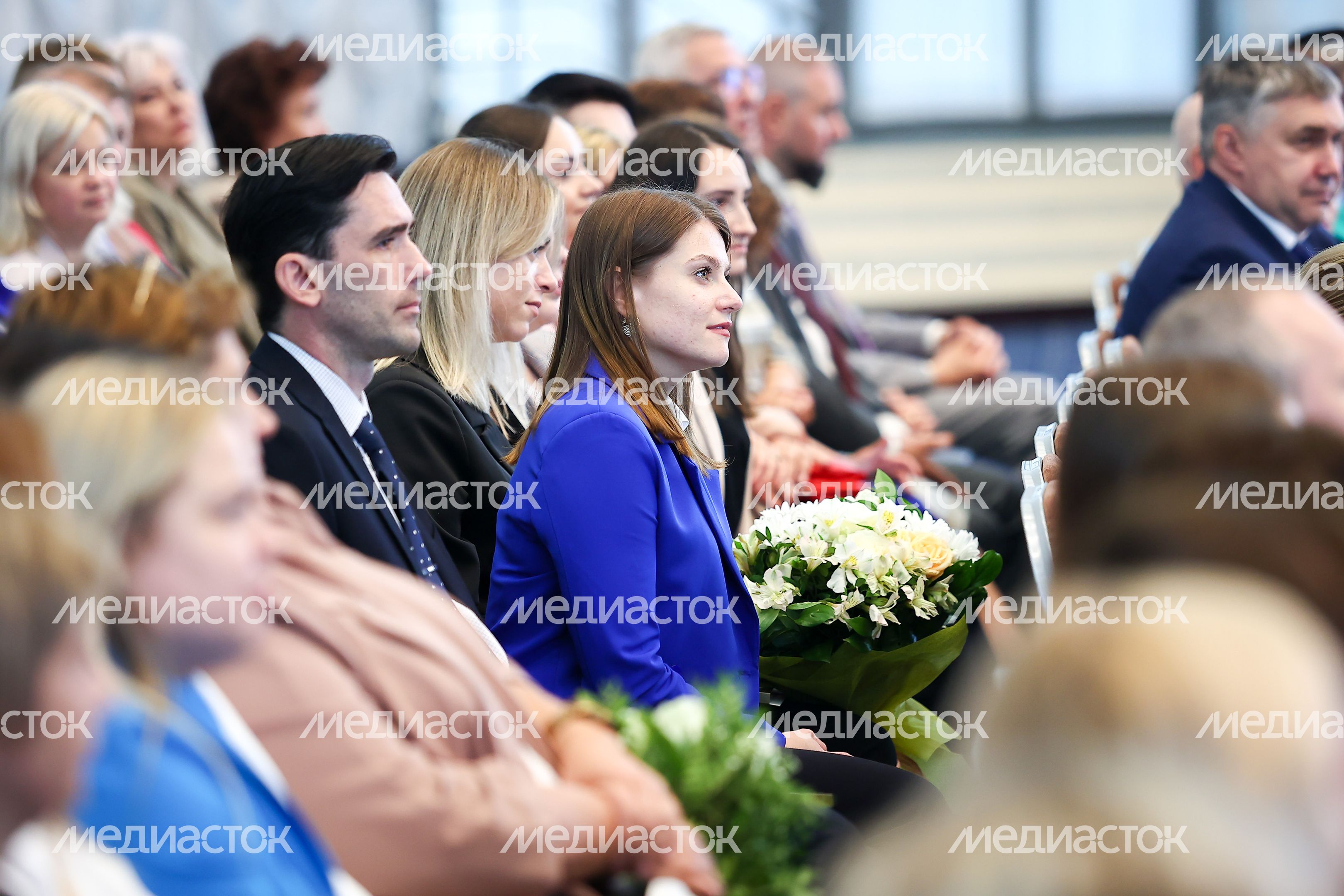 Поздравление соцработников с их профессиональным праздником Губернатором Подмосковья Поздравление соцработников с их профессиональным праздником Губернатором Подмосковья