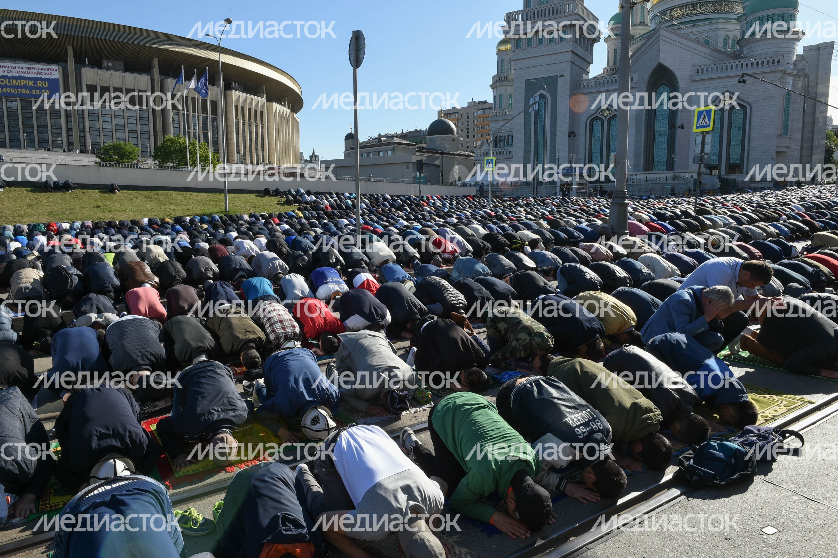 Празднование Ураза‑байрам в Москве в 2018 году
