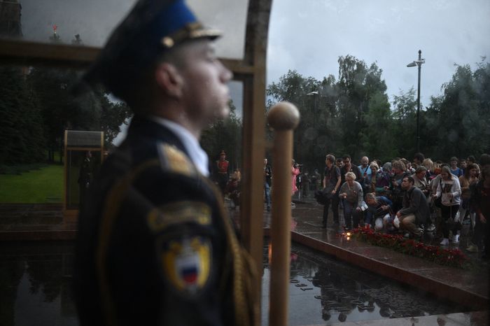 Акция «Вахта памяти. Вечный огонь – 2016» в День памяти и скорби в Москве