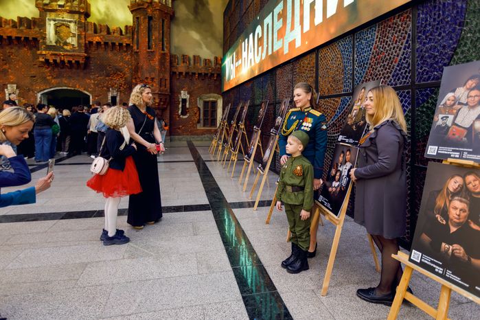 Фотовыставка патриотического проекта «Китель Победы» в Музее Победы