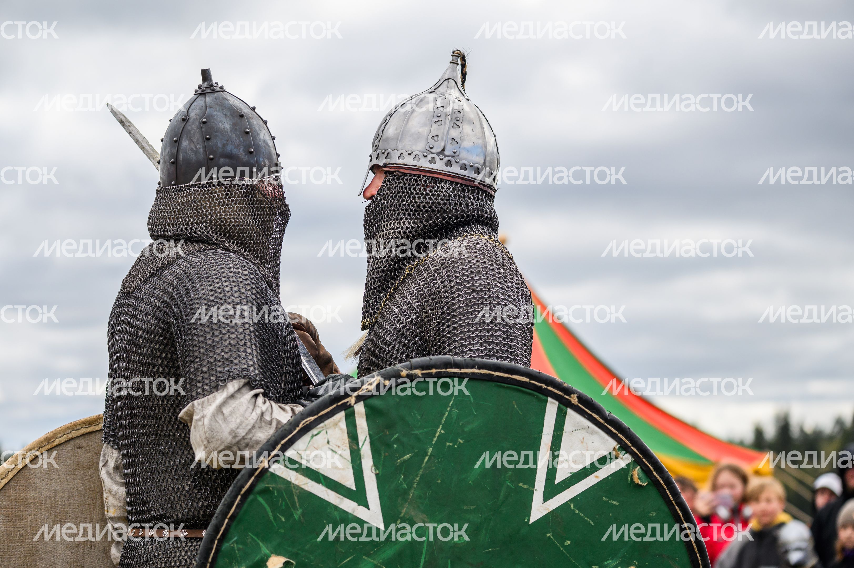 Мир Древней Руси на фестивале экспериментальной археологии «Гардарика» в Хотьково Мир Древней Руси на фестивале экспериментальной археологии «Гардарика» в Хотьково