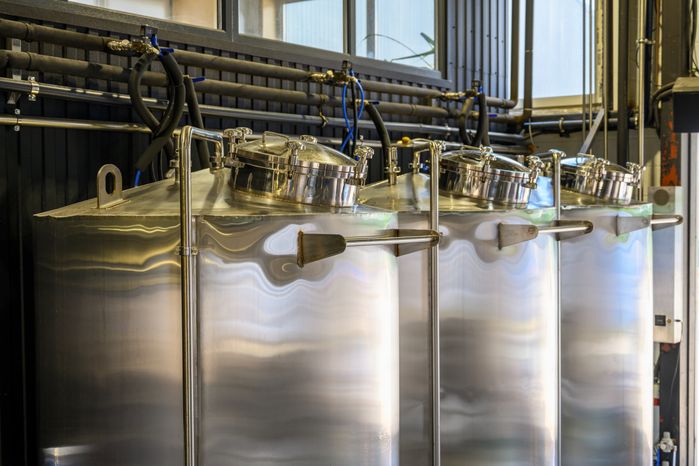 Экскурсия на пивоварню Zagovor Brewery в Мытищах