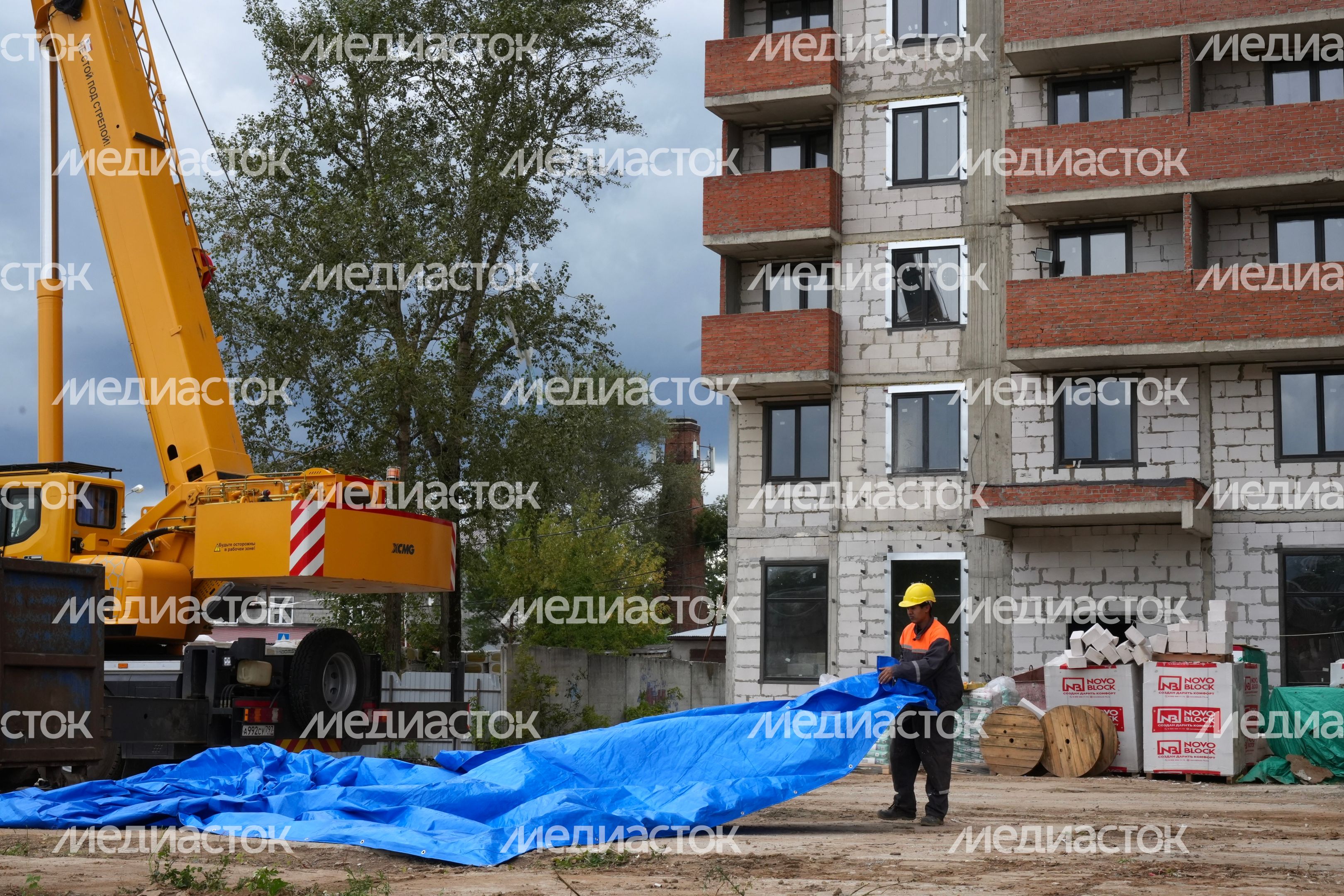 Строительство многоквартирного дома на улице Гоголя в Лосино-Петровском для переселенцев из аварийных домов