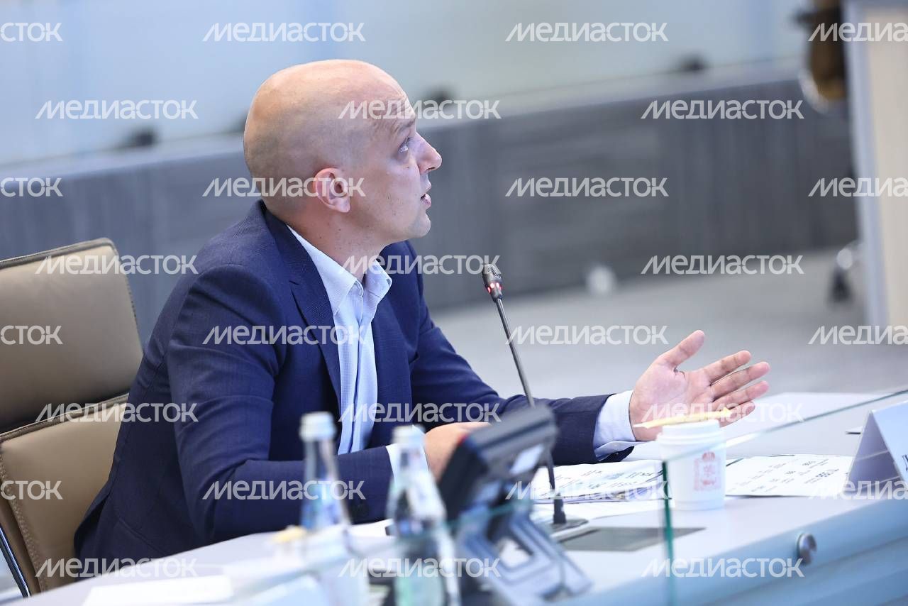 Совещание Губернатора Подмосковья с руководящим составом регионального правительства и главами округов