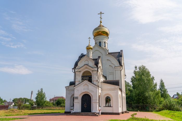 Церковь благоверной царицы Тамары в поселке Часцы Одинцовского округа