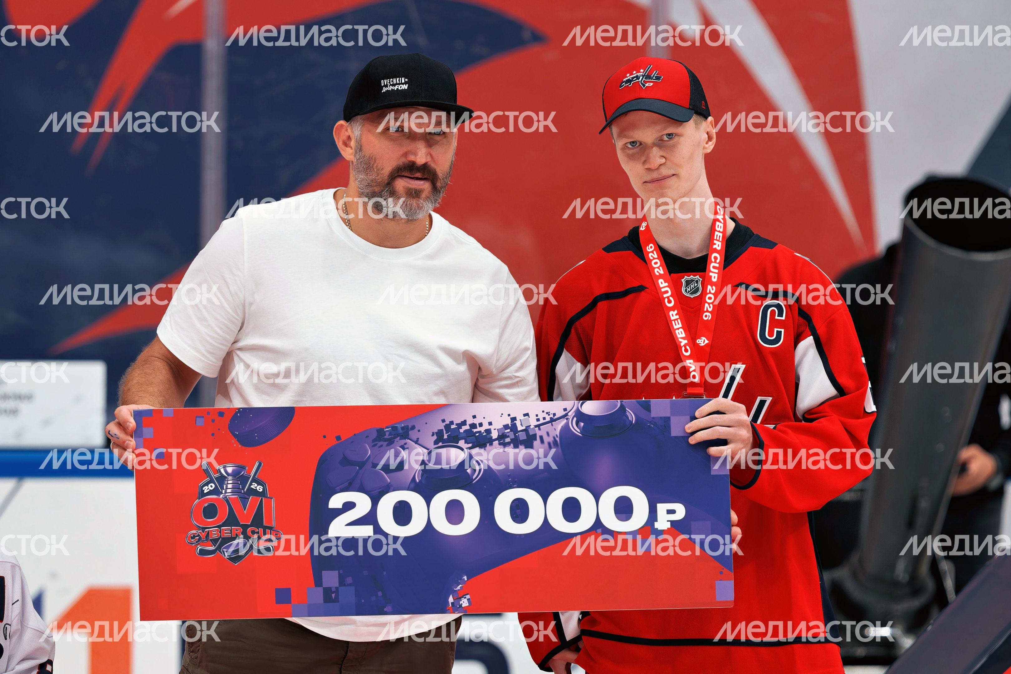 Серебряный призер Кубка Александра Овечкина по хоккею «ОВИCUP-2026» – команда  ярославского «Локомотива»
