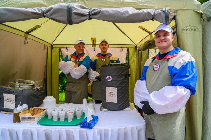 Полевая кухня работала на Дне молодежи в Пестовском парке округа Балашиха
