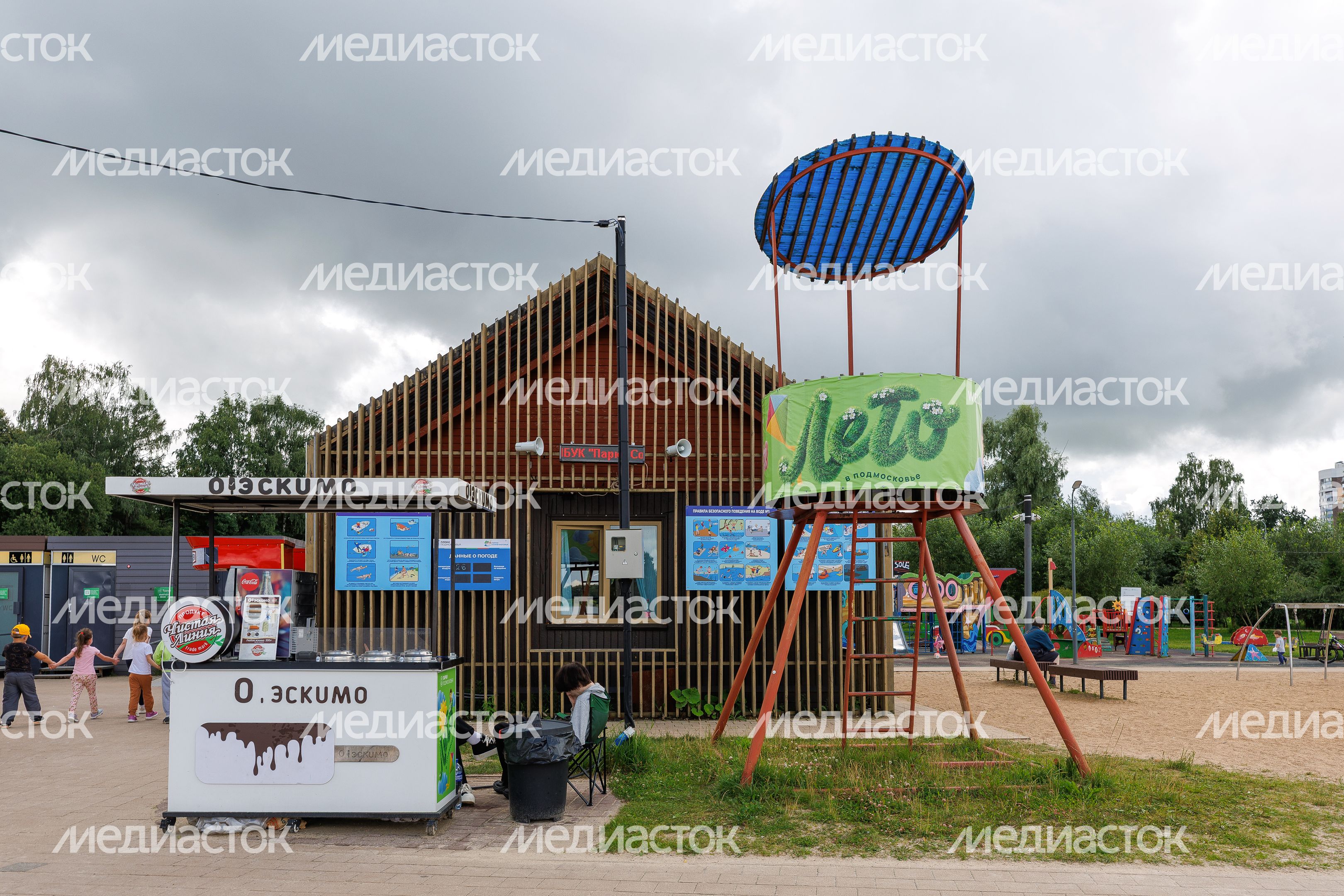 Благоустройство береговой линии озера Сенеж в районе Тимоново и парка "Набережная Выстрел"