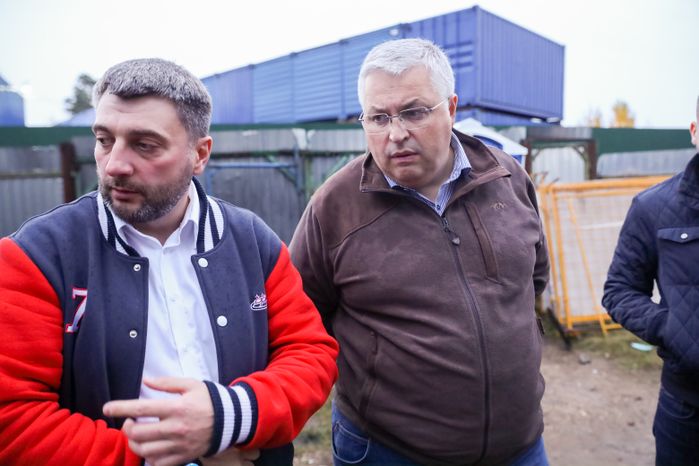 Кирилл Григорьев проверил ход масштабной реконструкции системы водоотведения в Солнечногорске