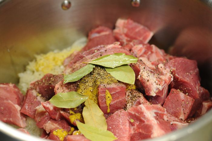 Приготовление шашлыка с овощами